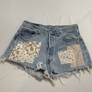 Urban Renewal x Levis Patchwork Distressed Denim Shorts Size Medium